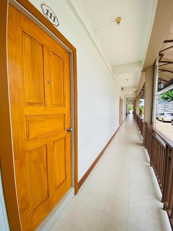 Metha Palace Sakon Nakhon Exterior foto